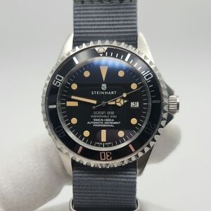 Steinhart One Men's 300M Swiss Made Automatic Diver Watch - READ DESCRIPTION